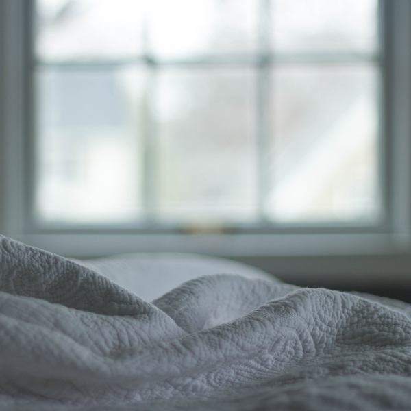 Our blog on how to improve your sleep routine in six easy steps. 